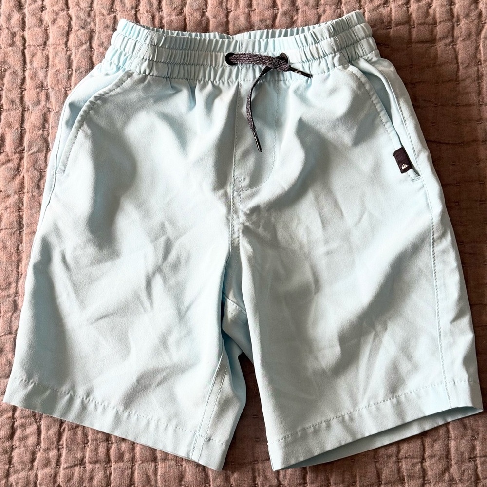 Quiksilver Sky Blue Amphibian boys Shorts size 5 swim trunks dry flight